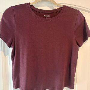Old Navy Short Sleeve Crewneck Tee - maroon
